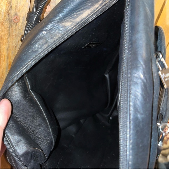 Perlina  Black Leather Backpack - Picture 5 of 9